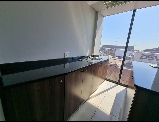 10,614M² WAREHOUSE TO LET IN MOBENI